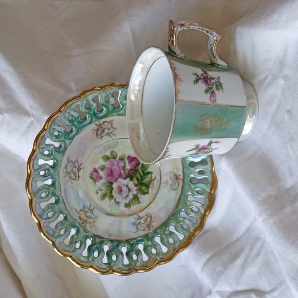 Vintage Japan Porcelain Floral Tea Cup & Saucer Set  Lusterware